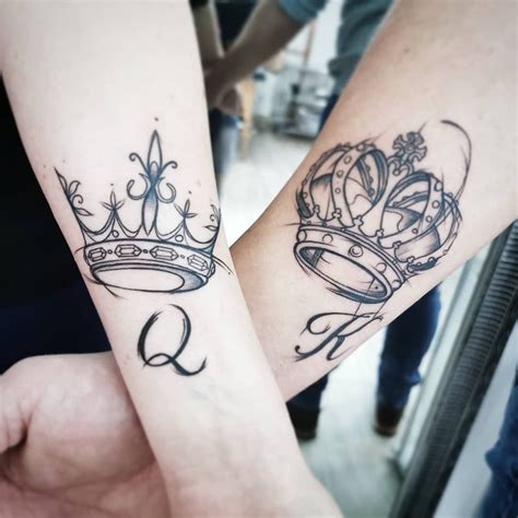 queen skull tattoo|king and queen crown designs.